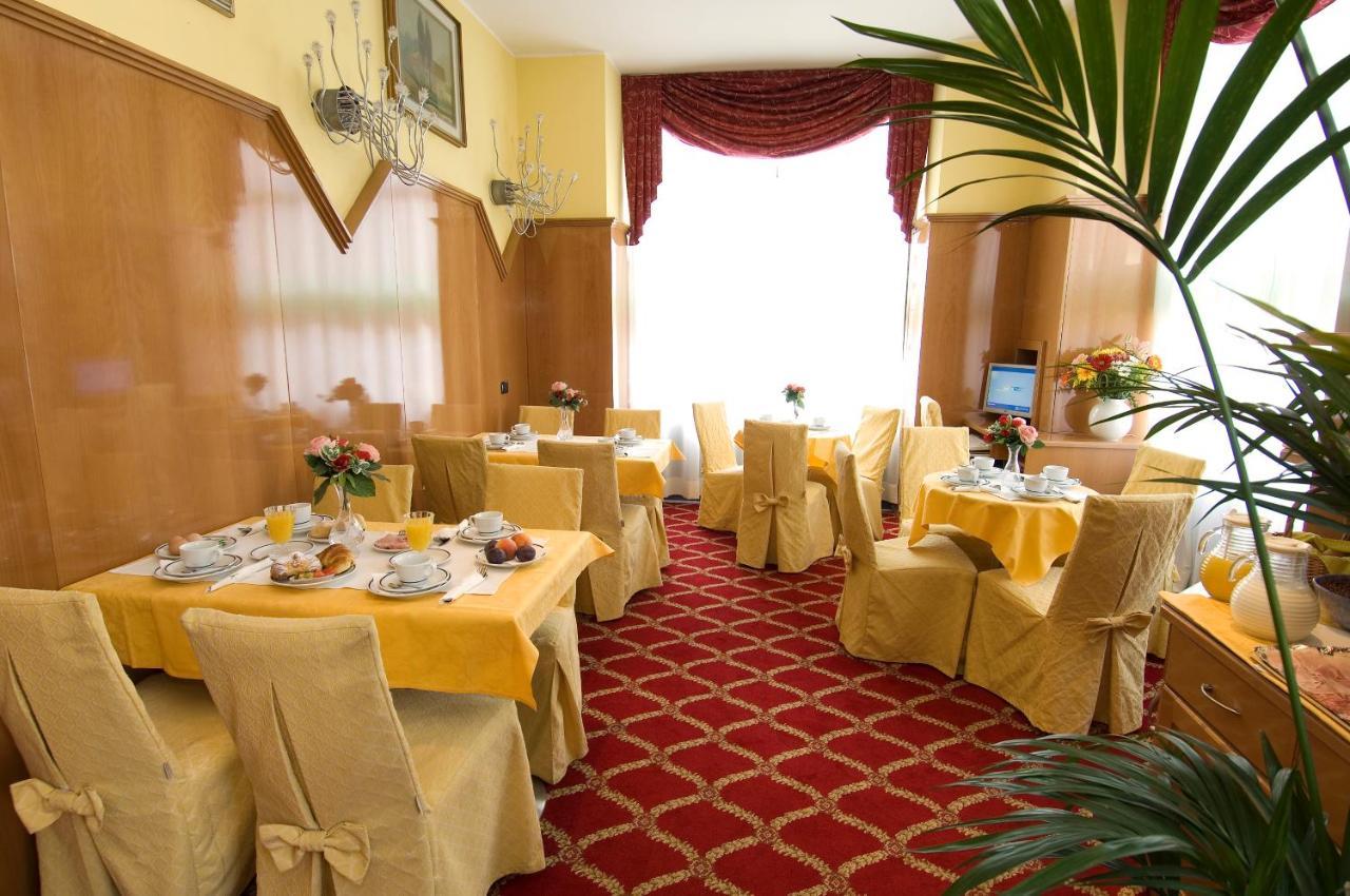 Hotel Cinque Giornate Milan Exterior photo
